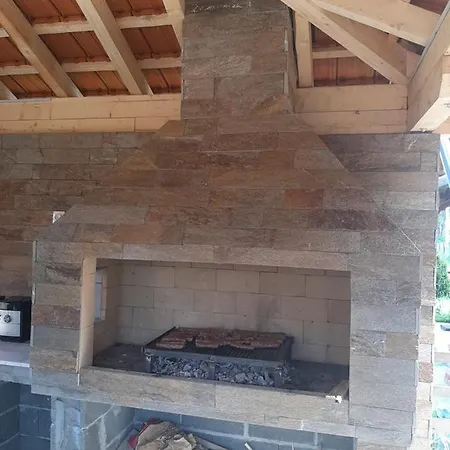 Vikendica Jovicic 2 Holiday home Bogutovac